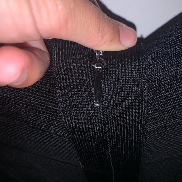 100% authentic Black Herve Leger dress - Picture 6 of 7